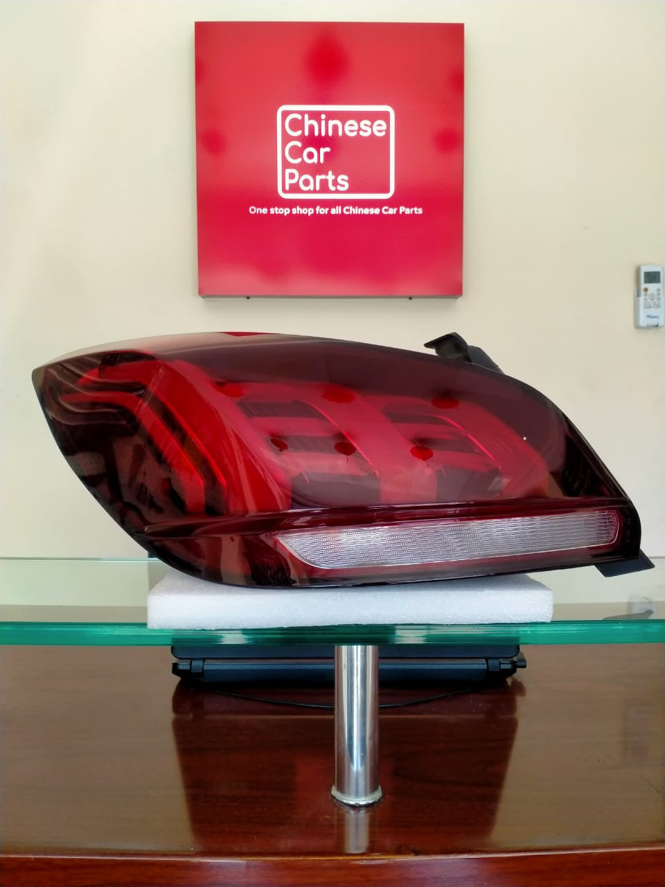 copy of MG GT  Tail Lamp Light R