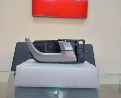 Geely Emgrand EC7 Inner right handle