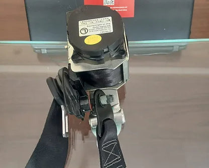 MG ZS Front seat belt