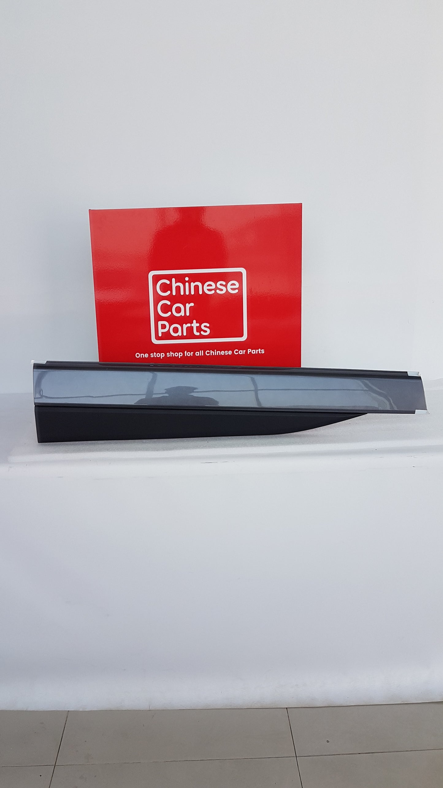 JAC JS6 FRONT DOOR TRIM LEFT