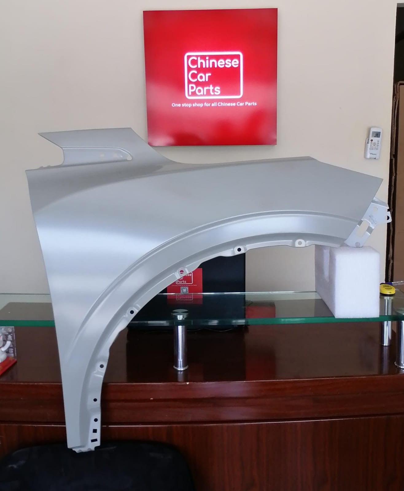 Gleey Coolray front fender right