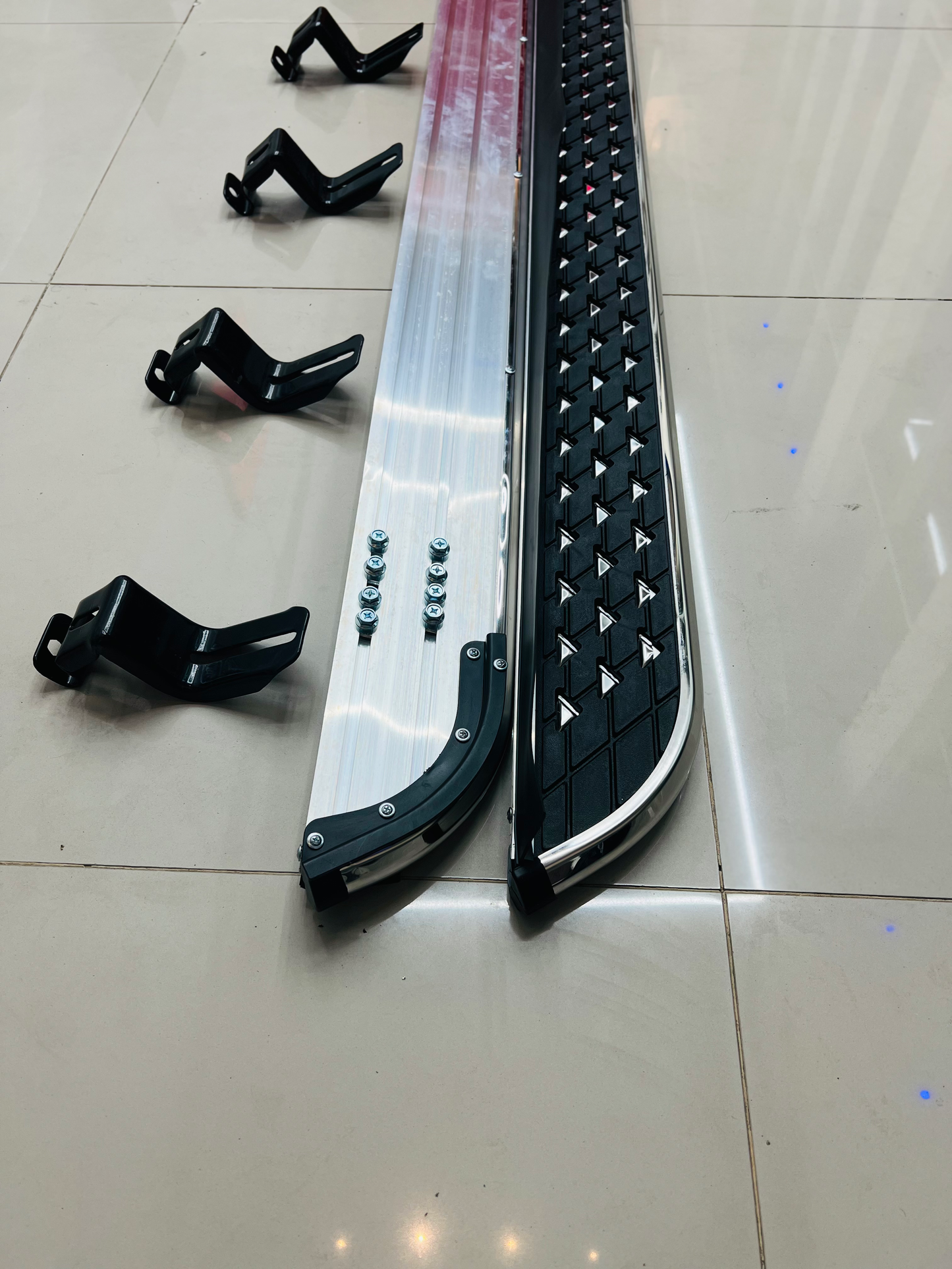 Geely Monjaro /Jetour x70 Side Step