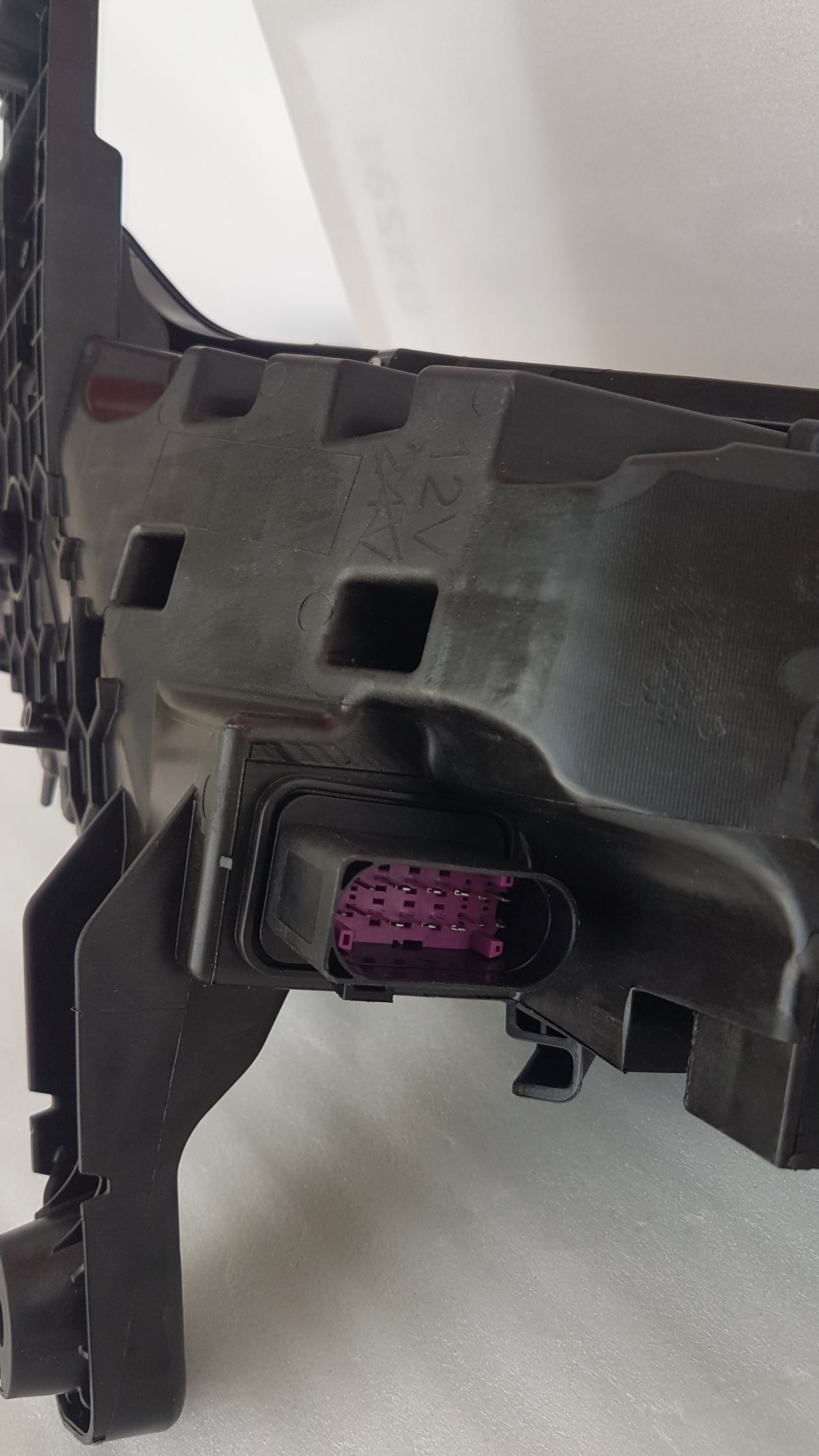 Zeekr 001 Front Right LED Light