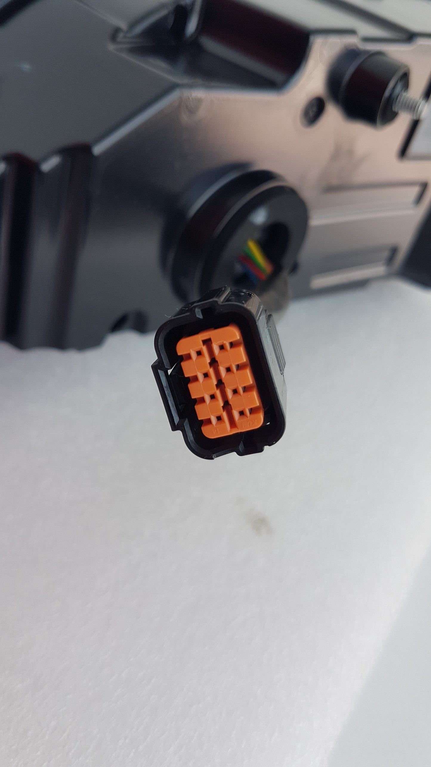 JAC JS6 CENTER TAIL LIGHT