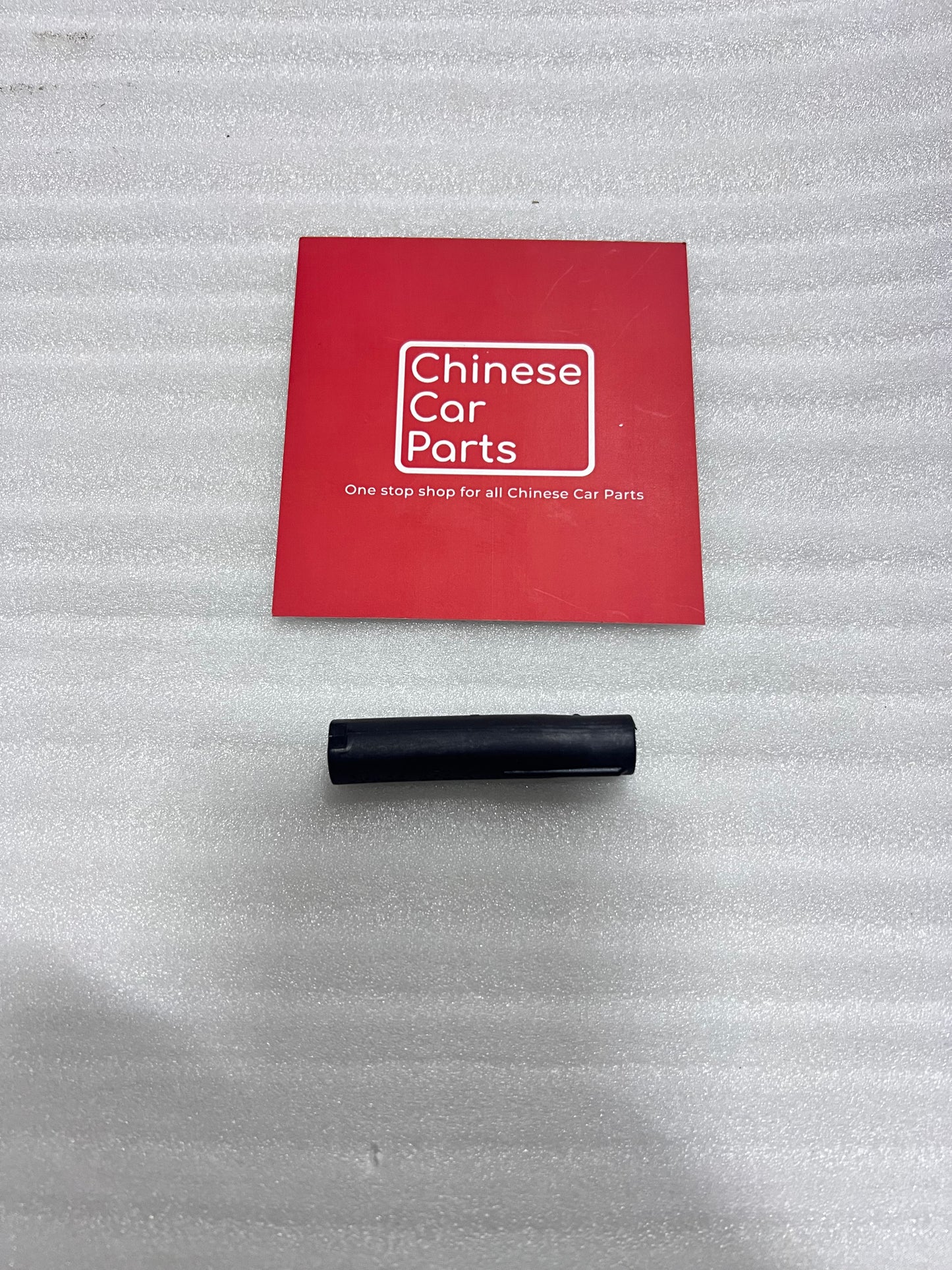 Link&Co Tank bracket fixing pins