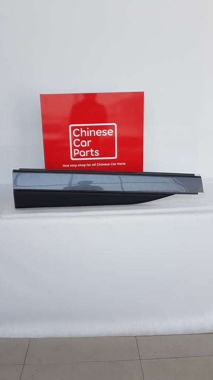 JAC JS6 FRONT DOOR TRIM LEFT