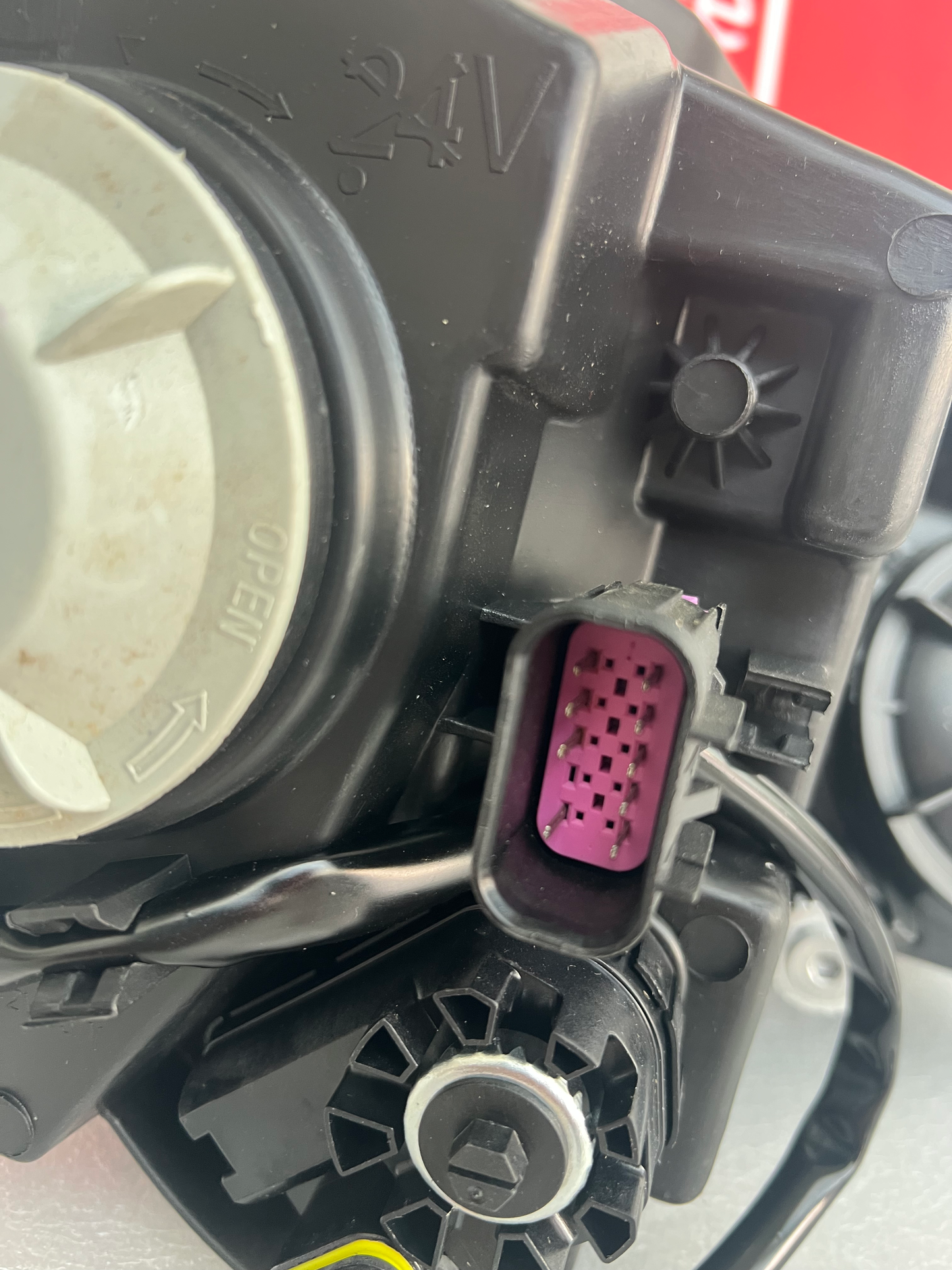 Changan CS75 Headlight L