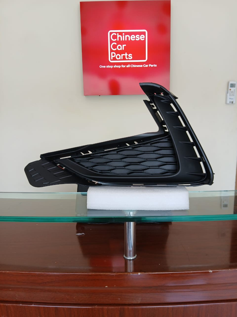 MG GT Grills Front Fog Lamp Frame-L