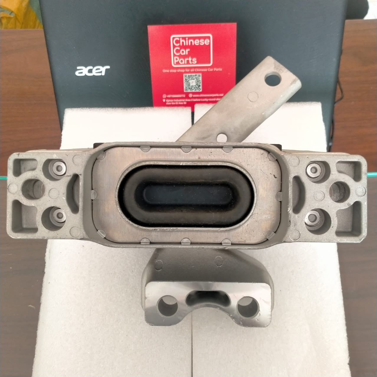 Jetour X70  Engine mount right