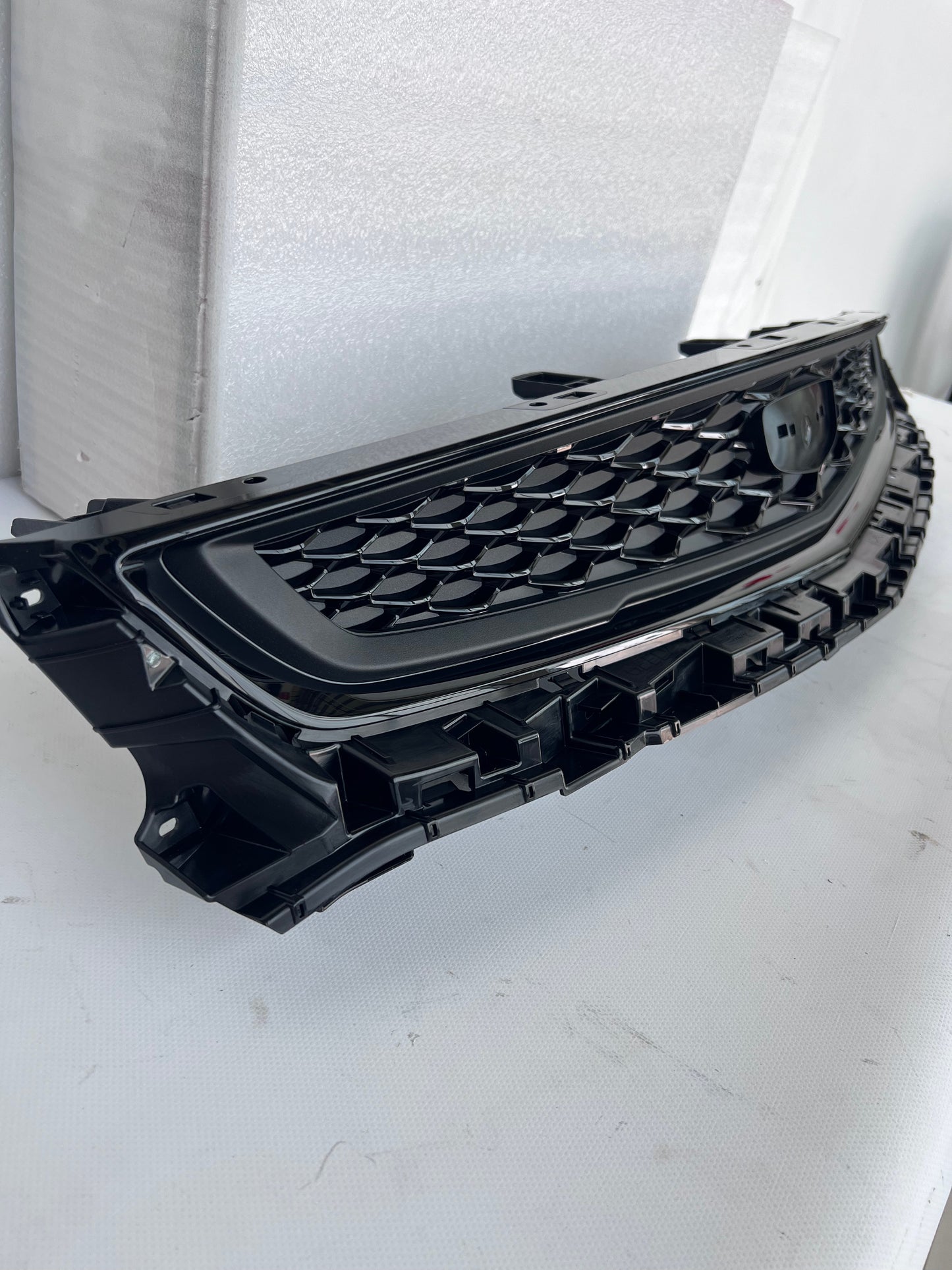 Geely Tugella Front Center Grille