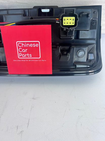 GWM PLATINUM TAIL LIGHT RIGHT