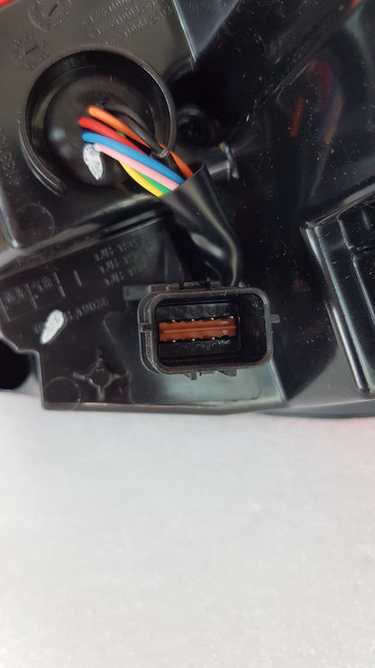 JAC JS6 TAIL LIGHT OUTER LEFT