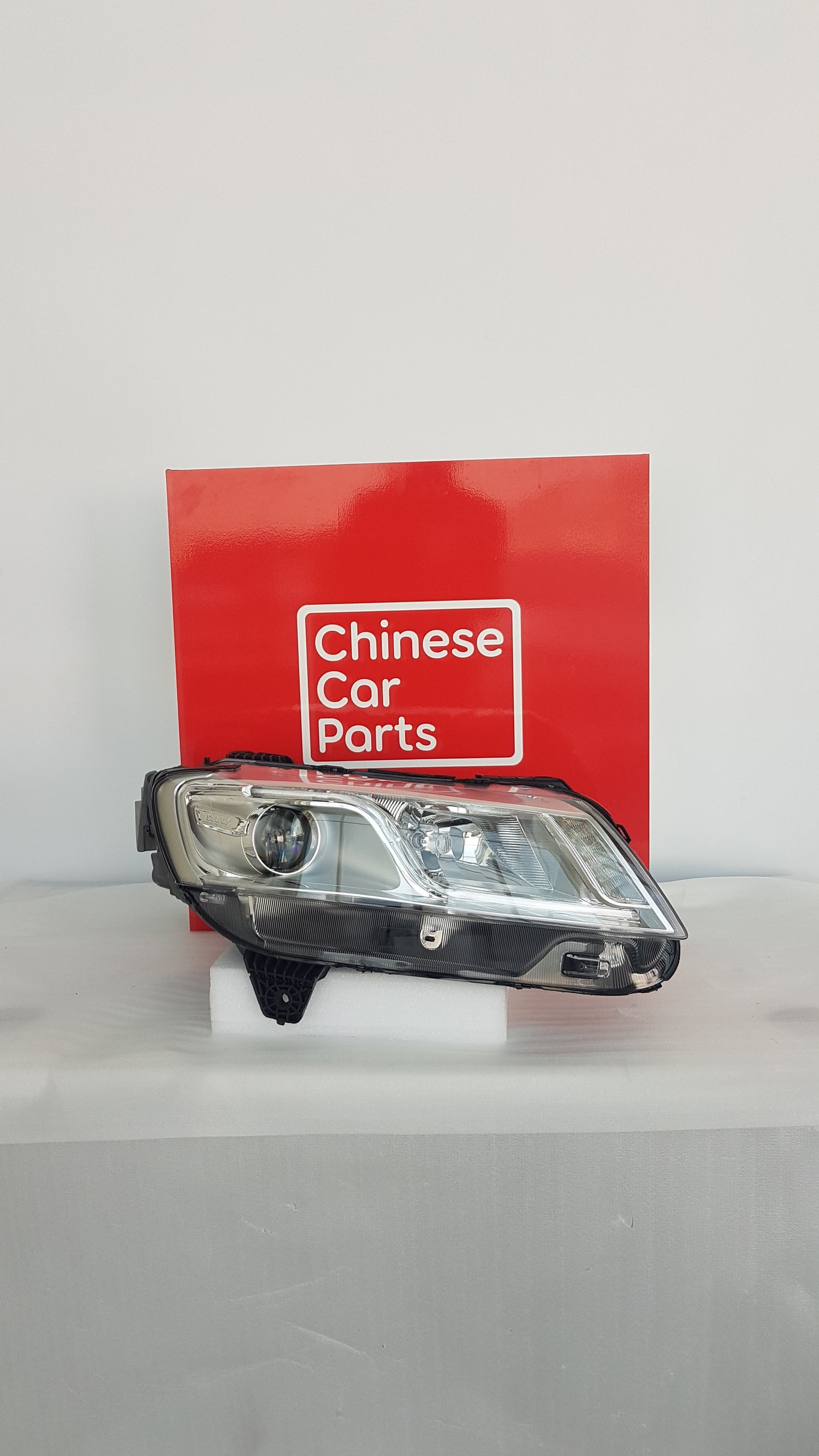 Geely Emgrand GT Head light Hig Right