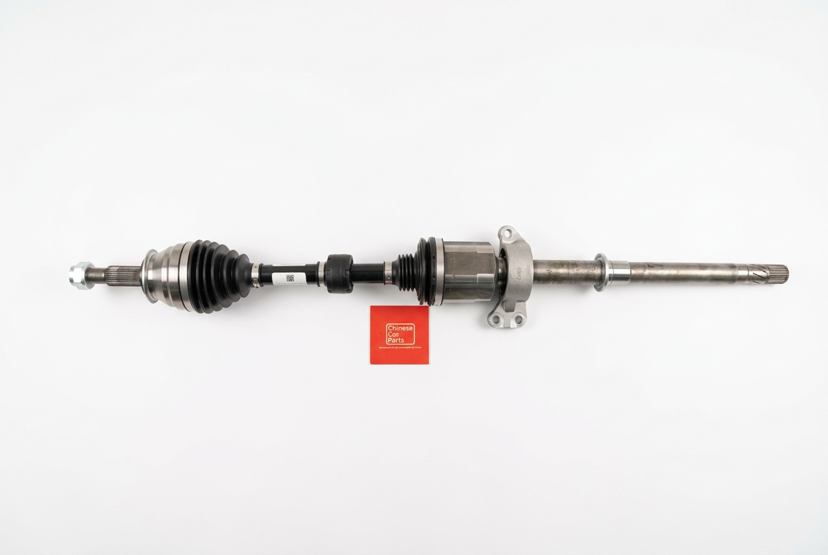 Jetour T2 right front drive axle on white background, view 1